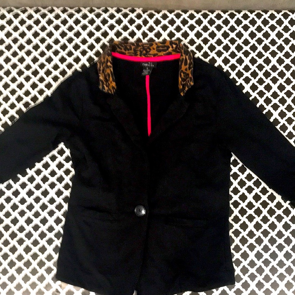 Rue 21 S black / cheetah light blazer  super cute! 3/4 sleeve